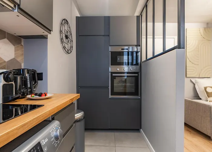 Chic 2-room In The Heart Of Parisian Luxury شقة *