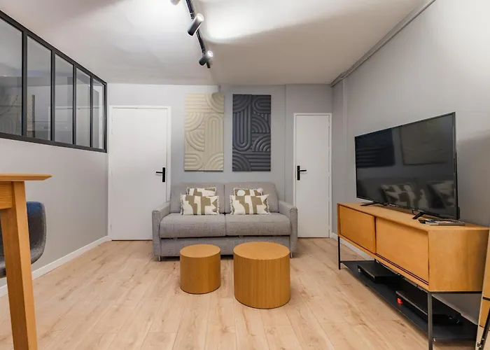 شقة Chic 2-room In The Heart Of Parisian Luxury *