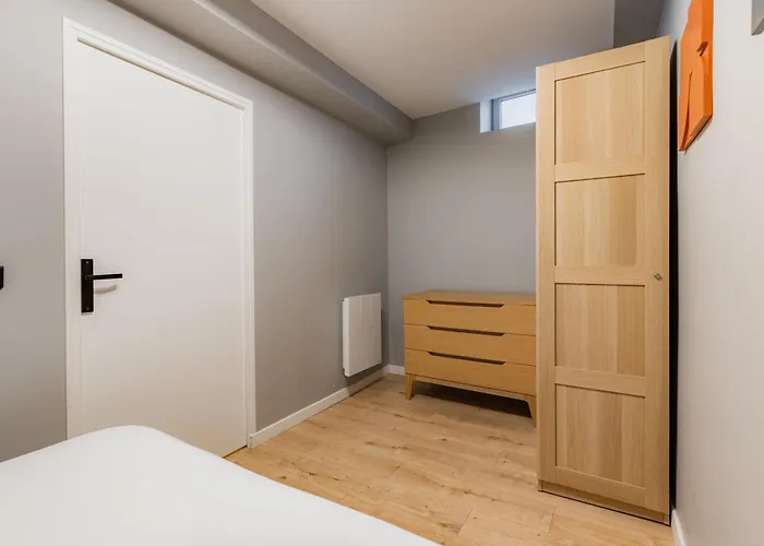 Chic 2-room In The Heart Of Parisian Luxury * باريس